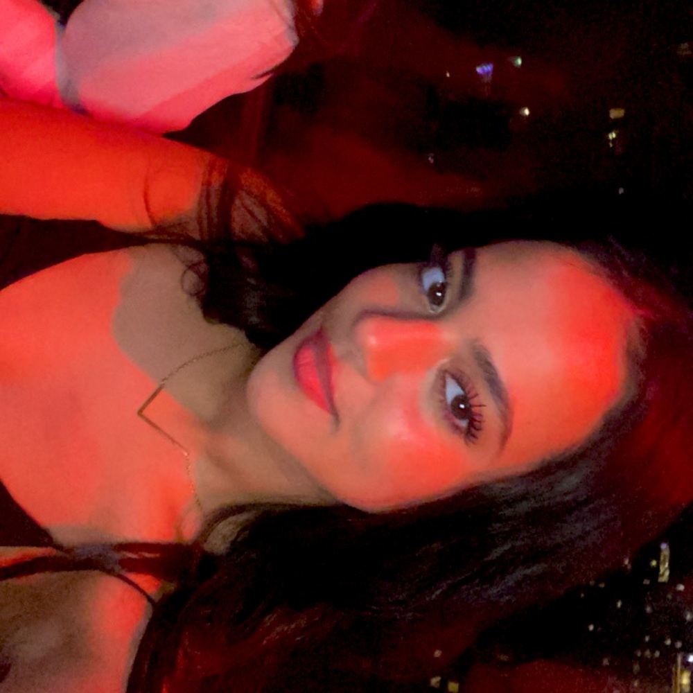 Meet your Posher, Lauren